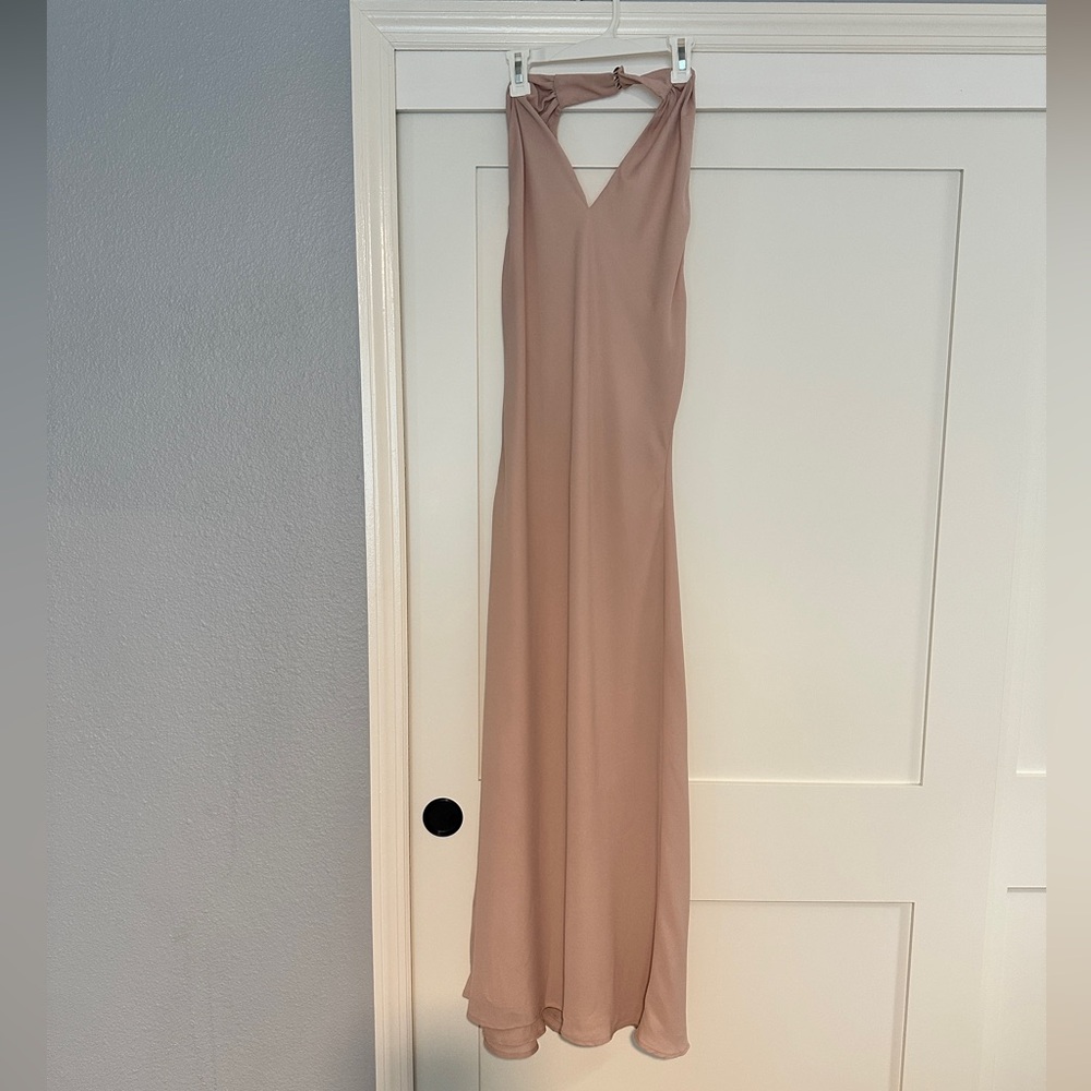 Show me your Mumu Jasmine Maxi in Champagne Luxe Satin Size XS